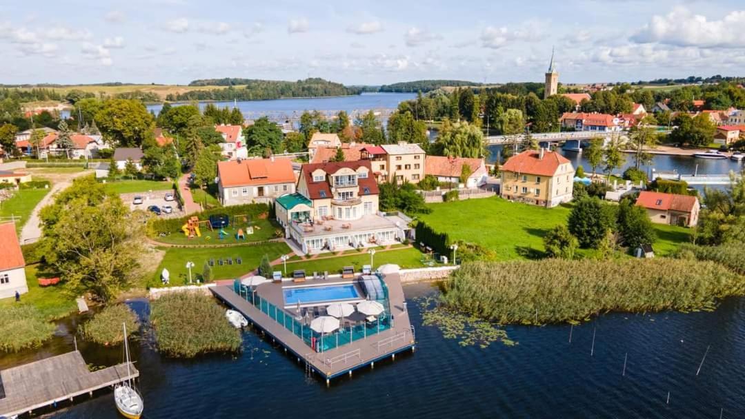 Villa Le Lux Mikołajki エクステリア 写真