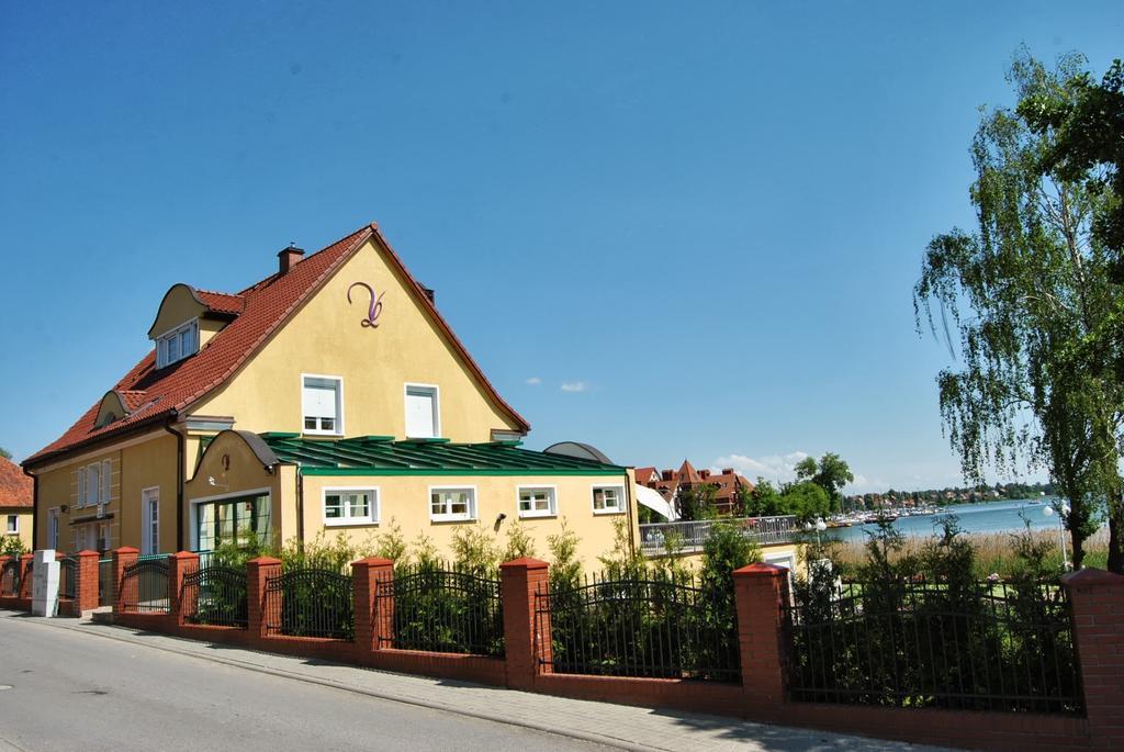 Villa Le Lux Mikołajki エクステリア 写真
