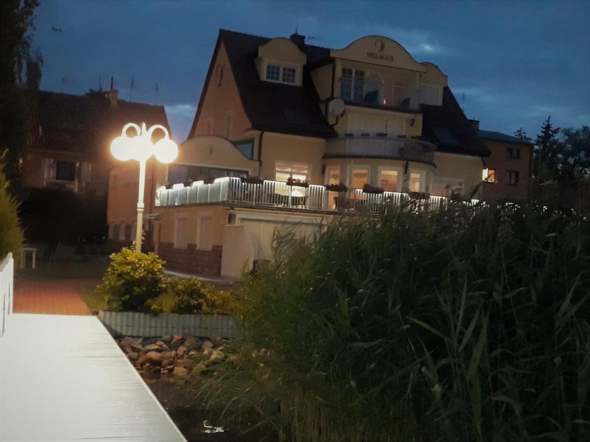 Villa Le Lux Mikołajki エクステリア 写真