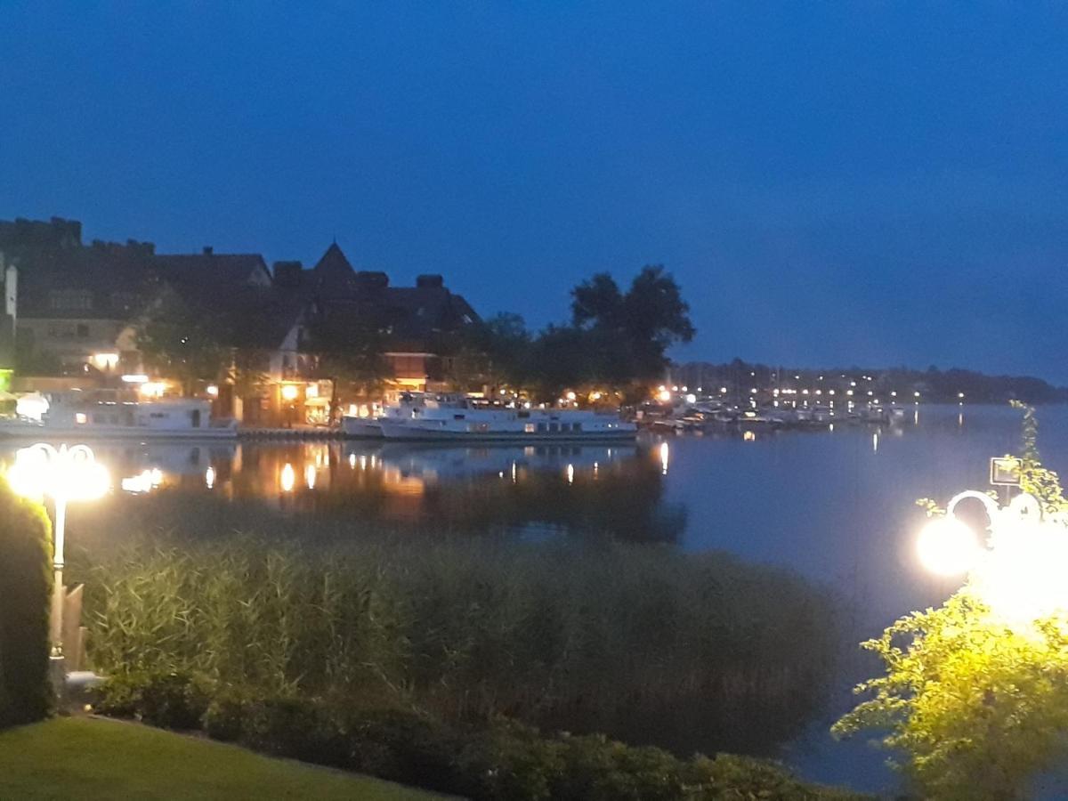 Villa Le Lux Mikołajki エクステリア 写真